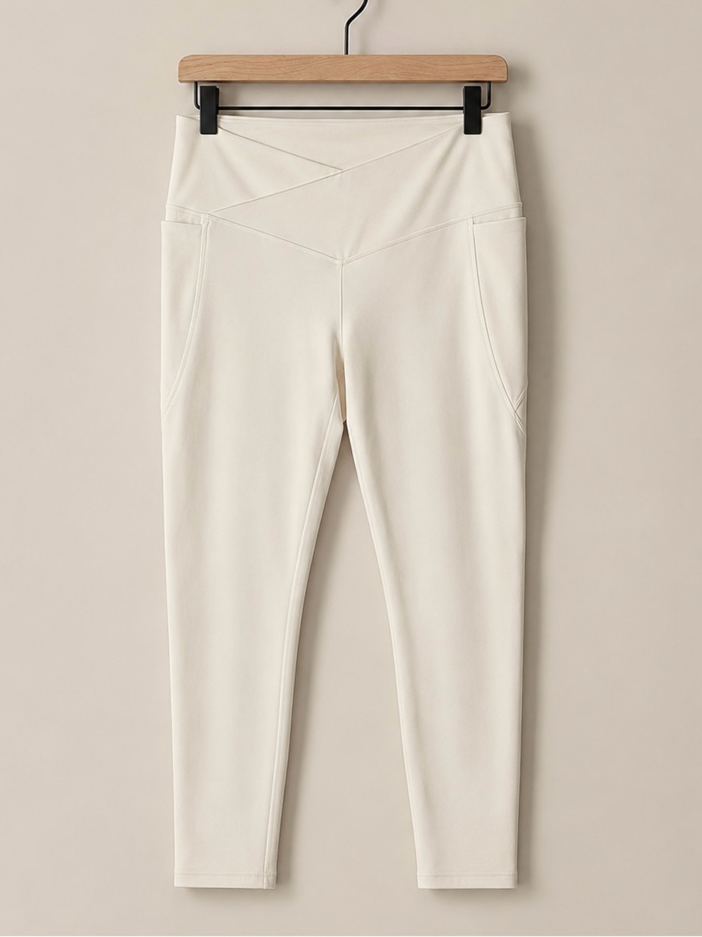 Fabletics Oasis PureLuxe High‎ Waisted Crossover 7/8 Leggings Cream Ivory Size L - Picture 3 of 6
